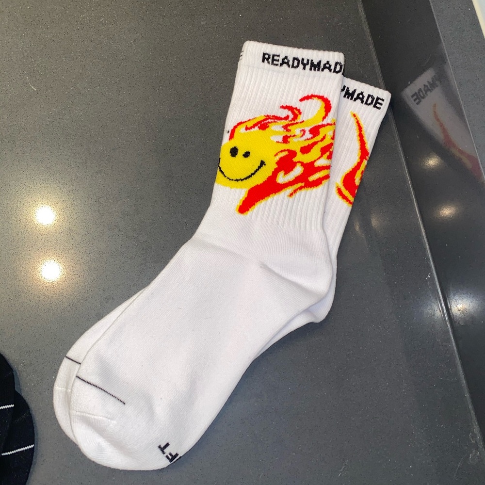 ReadyMade Flame white socks